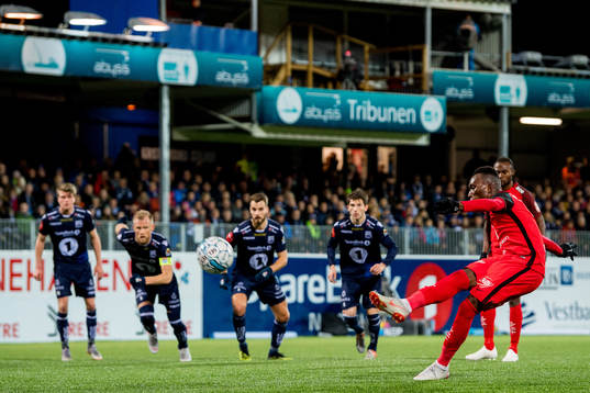 Daouda Bamba of Brann misses from the penalty spot