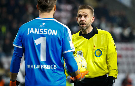 Domare Johan Hamlin