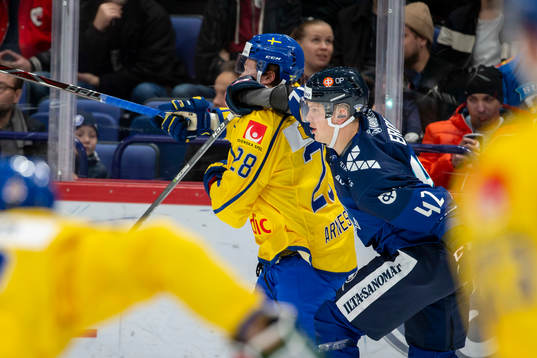 Linus Andersson #28, SWE, Teemu Eronen #42, FIN