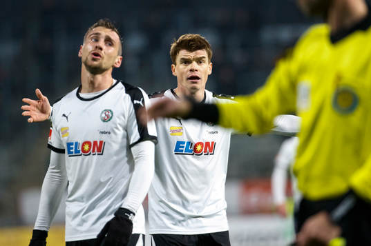 Örebros Albin Granlund deppar