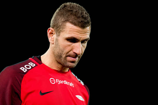 Azar Karadas of Brann looks dejected