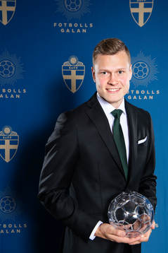 Årets mittfältare herr, Viktor Claesson