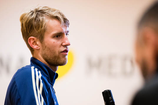 Sveriges Filip Helander i