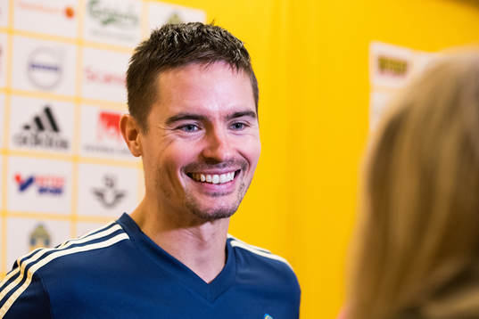 Sveriges Mikael Lustig i