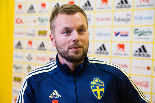 Sveriges Sebastian Larsson i