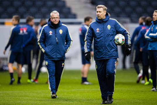 Sveriges förbundskapten Janne Andersson och assisterande