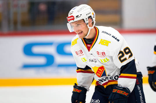 Djurgårdens Sebastian Strandberg jublar