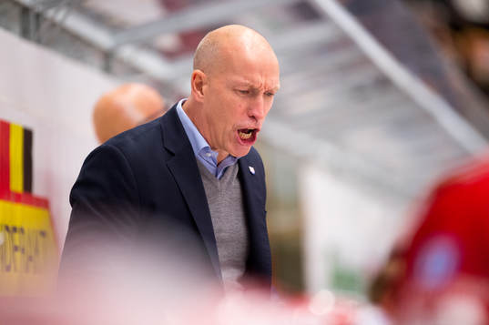 Timrås tränare Fredrik Andersson deppar