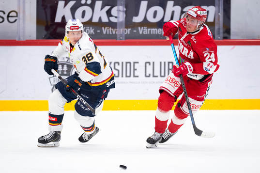 Djurgårdens Olle Alsing och Timrås Andreas Molinder