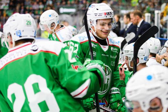 Rögles Leon Bristedt  jublar