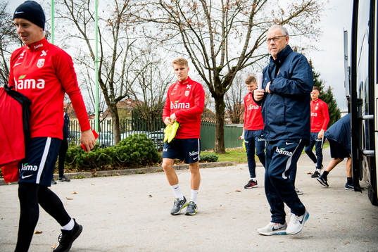 Bläddra bland fler bilder av Football, Nations League, Norway, Training