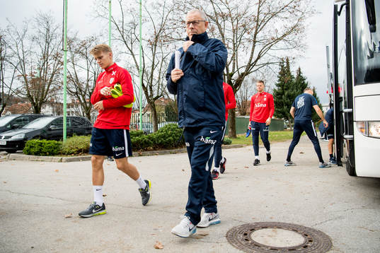 Martin Ødegaard of Norway and Lars Lagerbäck, head coach
