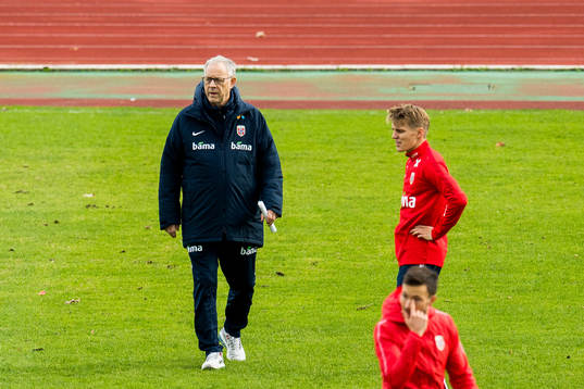 Lars Lagerbäck, head coach of Norway, and Martin Ødegaard