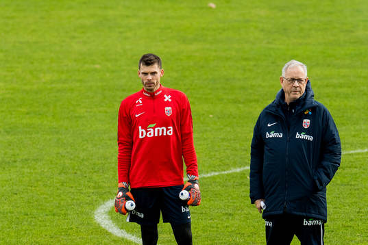 Goalkeeper Rune Almenning Jarstein of Norway and Lars