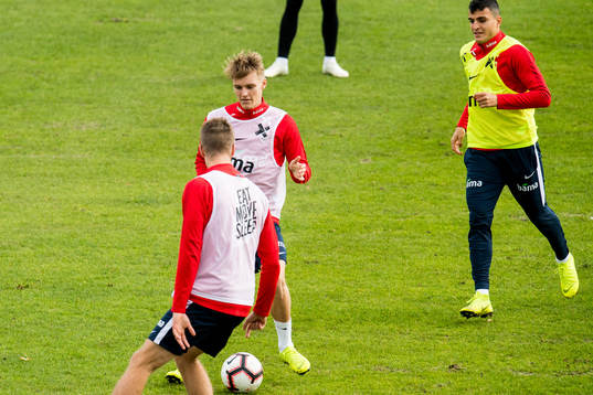 Martin Ødegaard and Mohamed Elyounoussi of Norway