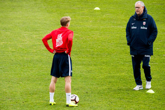 Martin Ødegaard of Norway and Lars Lagerbäck, head coach