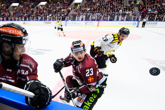 Malmö Redhawks Christoffer Forsberg och Brynäs Ludvig