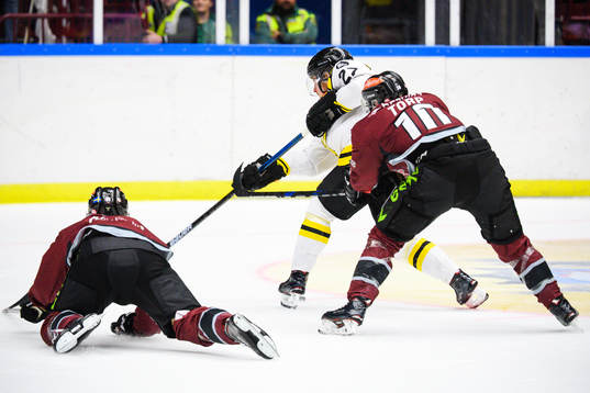 Brynäs Emil Forslund får straff