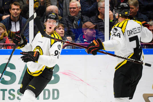 Brynäs Jesper Boqvist jublar