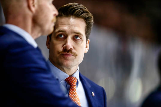 Växjös tränare Sam Hallam