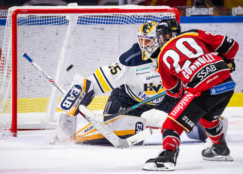 Luleås Jack Connolly sätter avgörande straffen