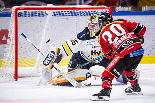 Luleås Jack Connolly sätter avgörande straffen