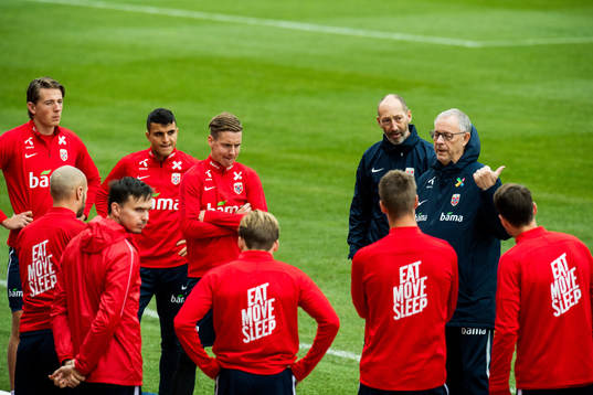 Sander Berge, Mohamed Elyounoussi, Stefan Johansen and Lars