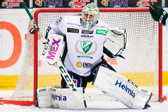 Färjestads målvakt Adam Werner