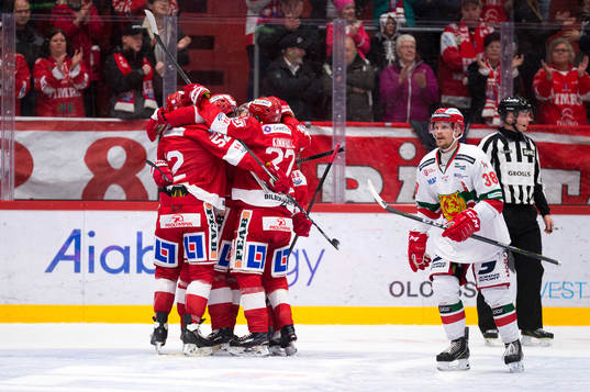Timrå och Rickard Palmberg jublar