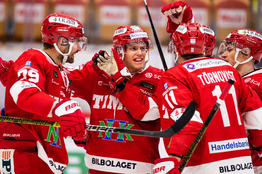 Timrås Ludvig Rensfeldt och Anton Wedin jublar
