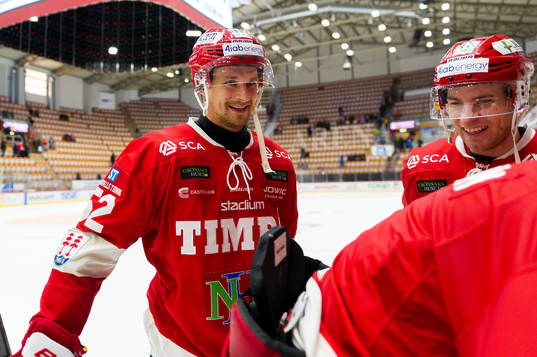 Timrås Johannes Salmonsson jublar