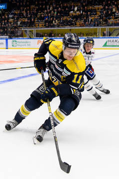 s Simon Önerud