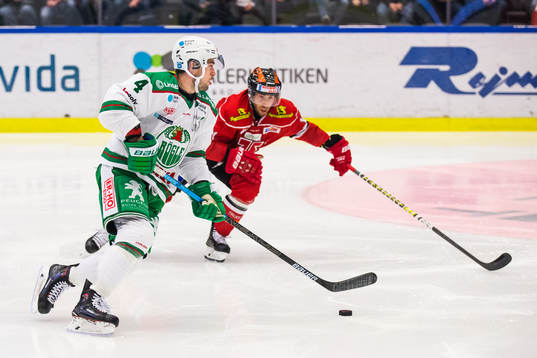 Rögles Kodie Curran och Örebros Aaron Palushaj