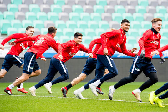 Ole Kristian Selnæs, Even Hovland, Tarik Elyounoussi,