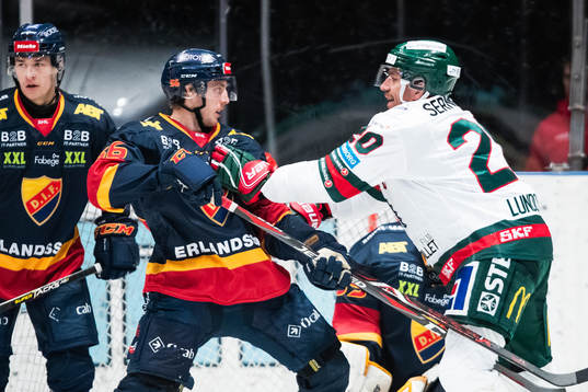 Gruff mellan Djurgårdens Robin Norell och Frölundas Joel