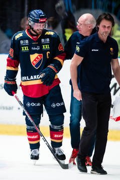Djurgårdens Jacob Josefson har ont