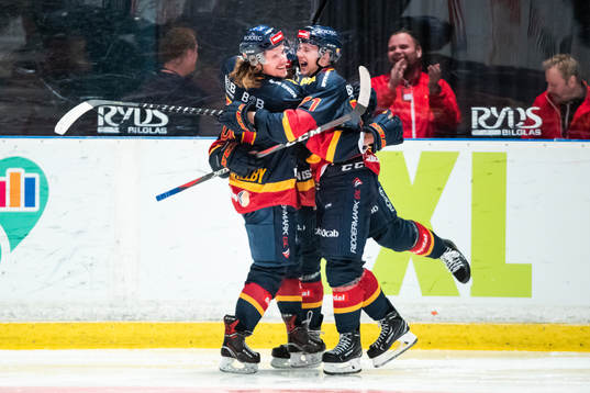 Djurgårdens Jonathan Davidsson och Axel Jonsson Fjällby