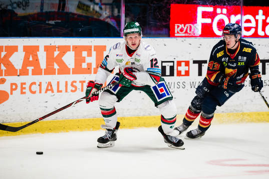 Frölundas Max Friberg och Djurgårdens Tom Nilsson
