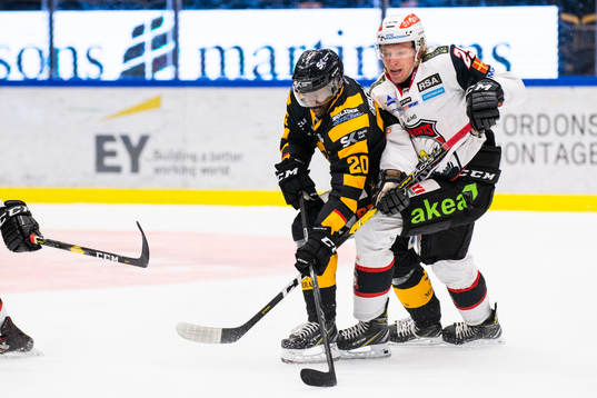 Skellefteås Edwin Hedberg och Malmö Redhawks Marcus