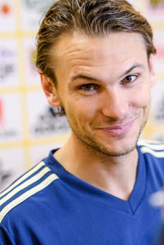 Albin Ekdal i mixed zone