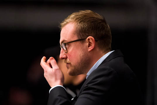 s assisterande tränare Jeff Jakobs