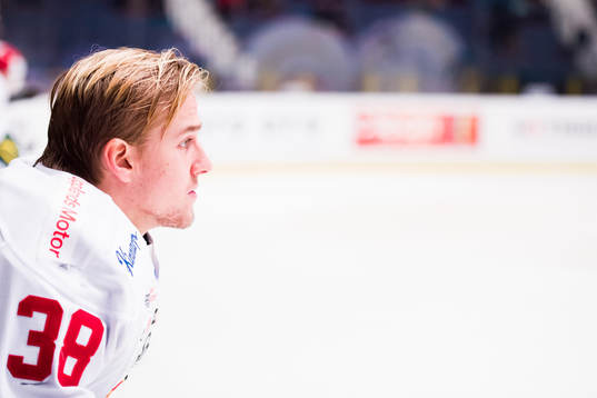 Almtunas målvakt Oscar Fröberg