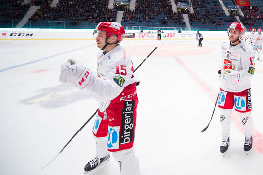 Almtunas Victor Rollin-Carlsson jublar