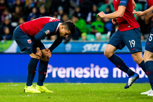 Mohamed Elyounoussi of Norway looks dejected