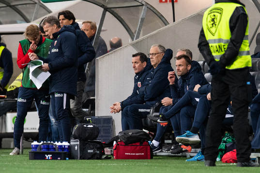 Martin Ødegaard, Per Joar Hansen, assistant coach and Lars