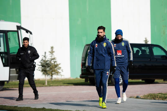 Jimmy Durmaz and Oscar Hiljemark of Sweden
