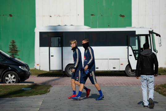 Filip Helander and Robin Olsen of Sweden