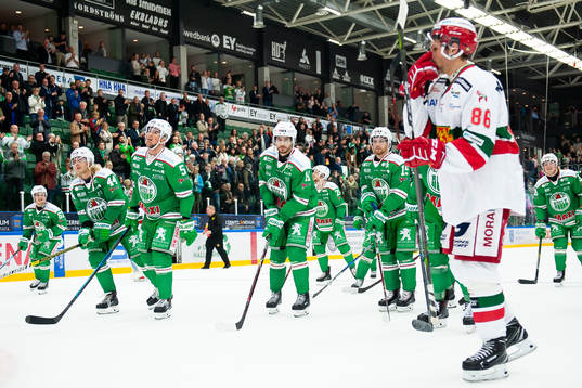 Rögles Mattias Sjögren jublar