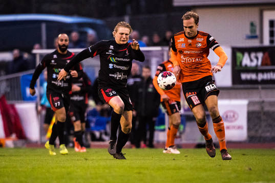 Trollhättans Tobias Berntsson och Karlskronas Jesper