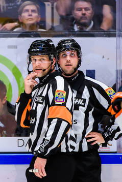 Domare Mikael Nord och Patric Bjälkander
